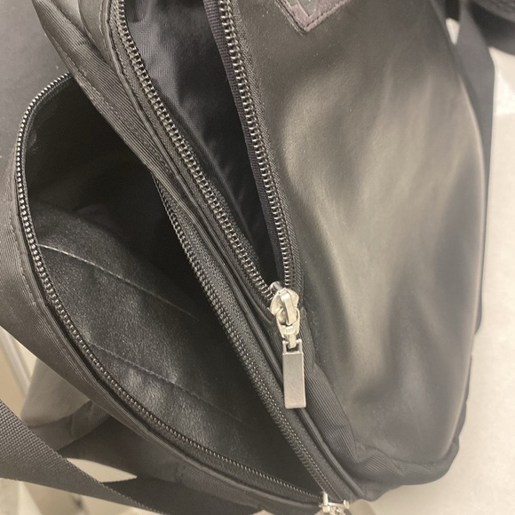 Black BMW Messenger Bag - Picture 6 of 8